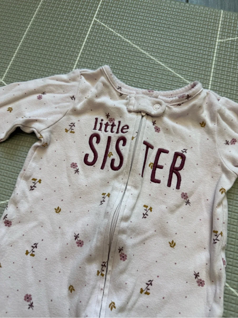 Carters|Baby girl Pink Ditsy Floral full zip One-Piece footies,LITTLE SISTER•••